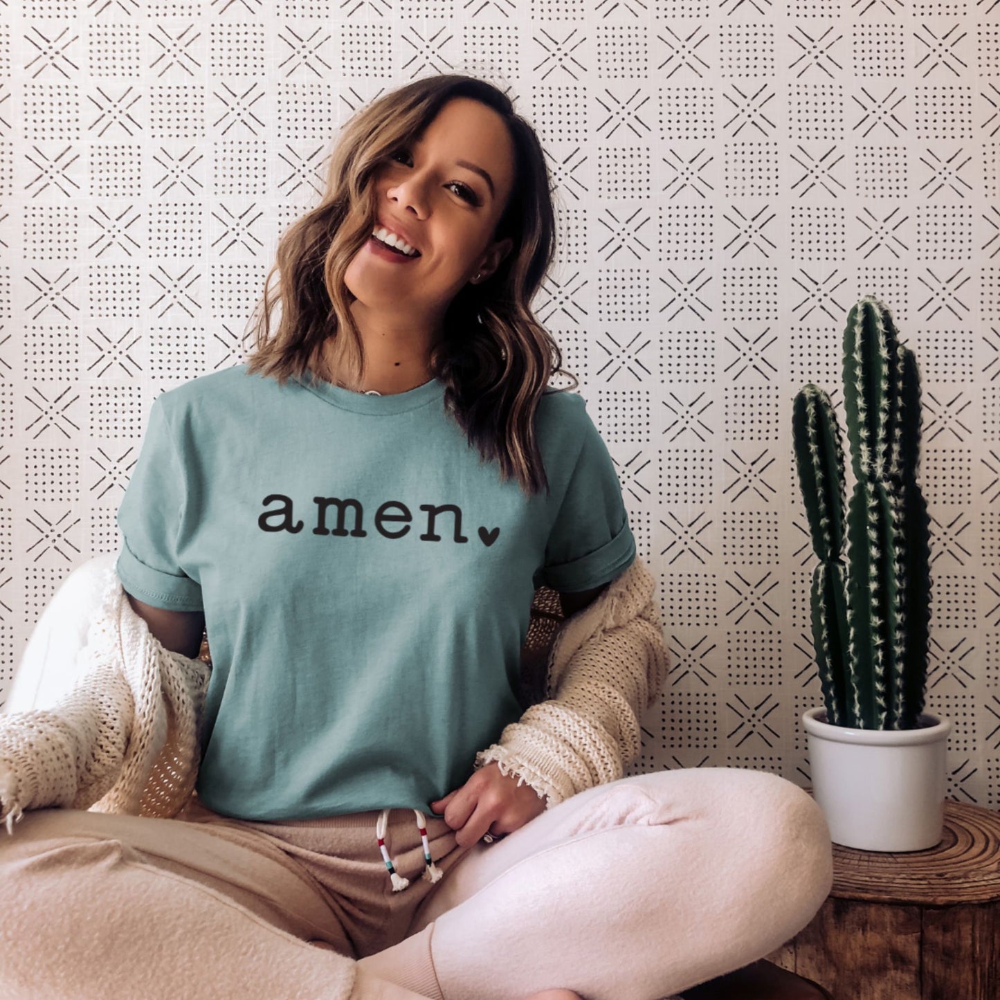 "Amen" Lightweight Cotton Tee: Elevate Your Laid-Back Look with Faith