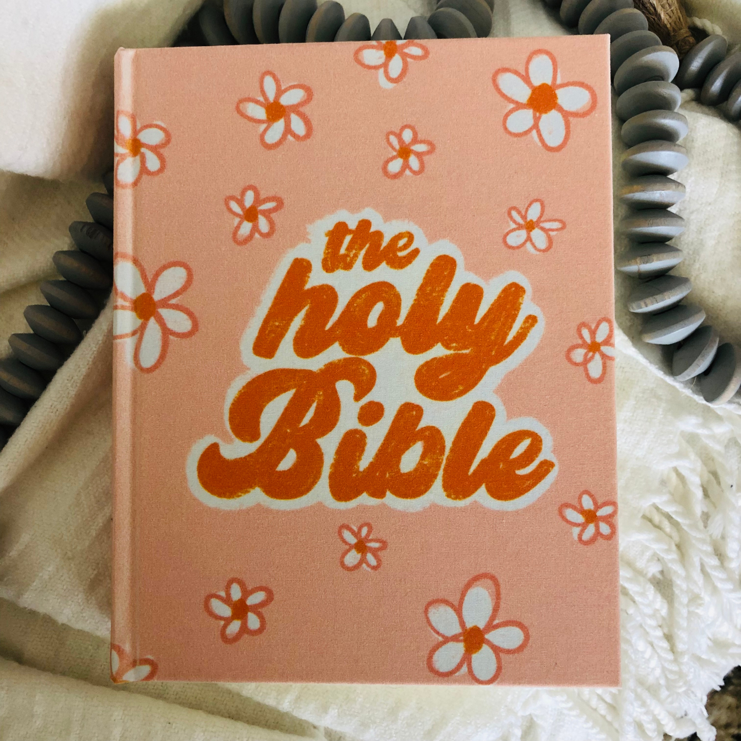 Express Your Faith with the ESV Daisy Design Journaling Bible